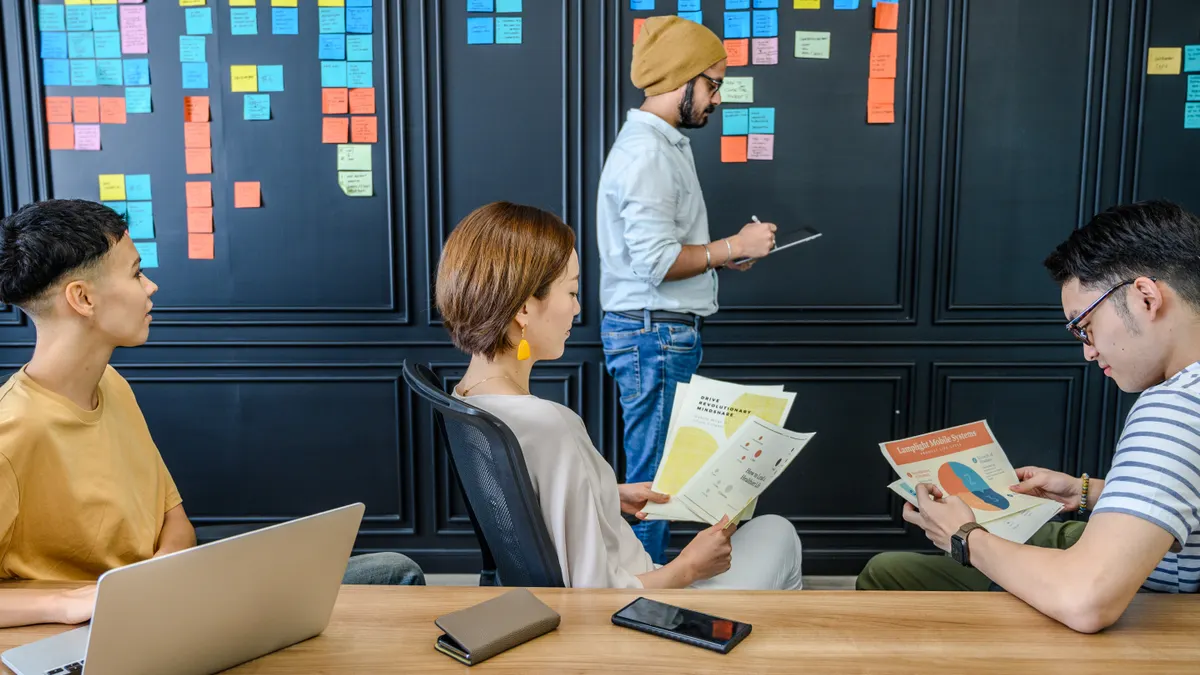 How to Group Bulk SEO Articles Into Content Clusters